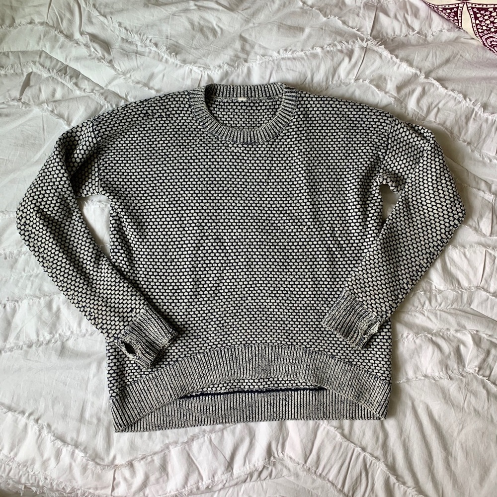 Lululemon sweater